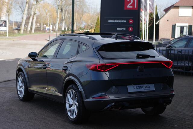 Cupra Formentor 1.4 e-Hybrid 204 PK Performance PHEV, Panoramadak, Trekhaak, Memory, Winterpakket