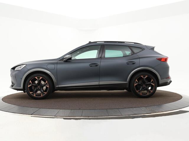 Cupra Formentor 1.4 TSI 245pk DSG e-Hybrid VZ Performance Limited · Panoramadak · 360 Camera · Lederen bekleding · Matrix LED · Elek. Bestuurdersstoel + Geheugen · Stuur- & Stoelverwarming · Side Assist · Keyless ·
