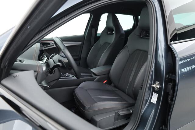 Cupra Formentor 1.4 e-Hybrid VZ 245pk | Adapt. Cruise | Camera | Apple CarPlay | Keyless | Navi | 19'' | LED | SOH 96% |