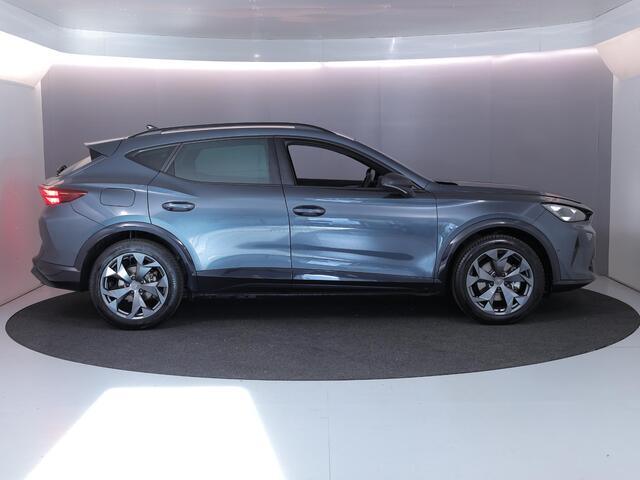 Cupra Formentor 1.5 TSI e-Hybrid Business 204 pk Automaat (DSG) | Navigatie | partkeersensoren (Park assist) | Rondomzicht camera | Adaptieve cruise control | Stoelverwarming |