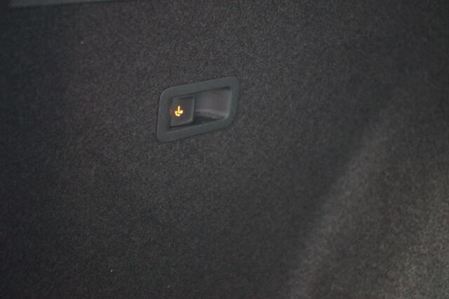 Cupra Formentor 1.4 e-Hybrid 245 PK VZ Performance PHEV, Trekhaak, Panoramadak, Adap. Cruise Control, Matrix-LED