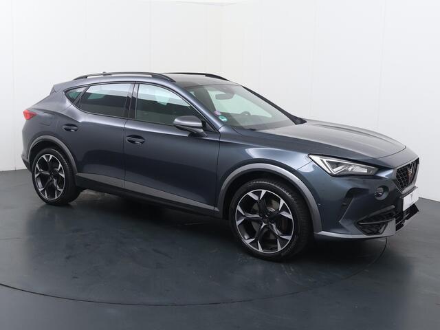 Cupra Formentor 1.4 e-Hybrid VZ Performance | 245 PK | SoH 89% | Trekhaak wegklapbaar | 360 graden camera top view | Navigatiesysteem | Dodehoek detectie | 19" LM velgen |