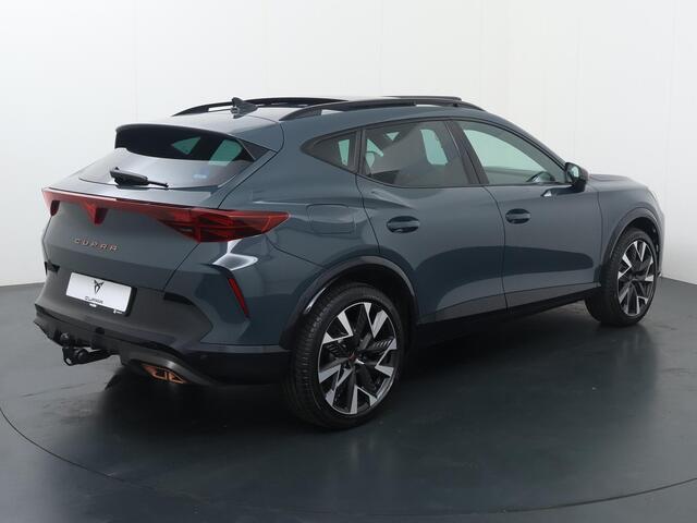 Cupra Formentor 1.5 TSI e-Hybrid VZ Performance | 272 PK | SoH 100% | Trekhaak wegklapbaar | Panoramadak | Sennheiser audio | Adaptive cruise control | 19" LM velgen |