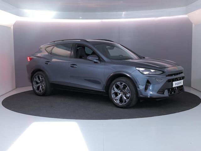 Cupra Formentor 1.5 TSI e-Hybrid Business 204 pk | SoH 100% | Navigatie | partkeersensoren (Park assist) | Rondomzicht camera | Adaptieve cruise control | Stoelverwarming |
