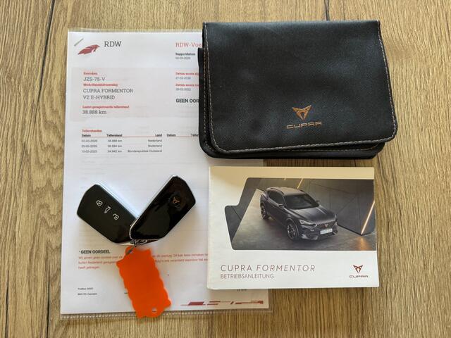 Cupra Formentor 1.4 e-Hybrid VZ Copper Edition | Achteruitrijcamera | Cruise control adaptief | Navigatiesysteem full map