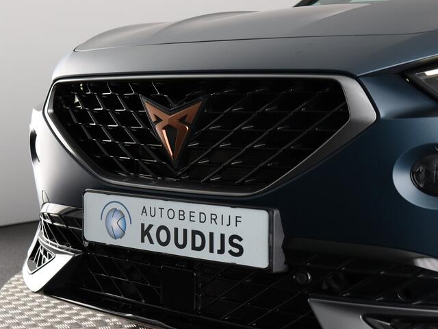 Cupra Formentor 1.4 e-Hybrid VZ Performance (Carbon Kuipstoel / Camera / Stoel-Stuurverw. / Navi / Carplay)