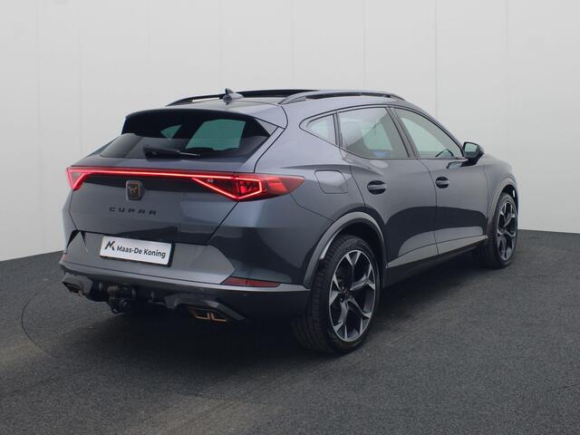 Cupra Formentor 1.4e-Hybrid 180kW/245PK VZ DSG · Panoramadak · Trekhaak · Camera + Parkeersensoren