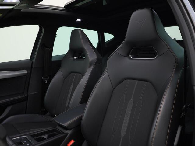 Cupra Formentor 1.4e-Hybrid 180kW/245PK VZ DSG · Panoramadak · Trekhaak · Camera + Parkeersensoren