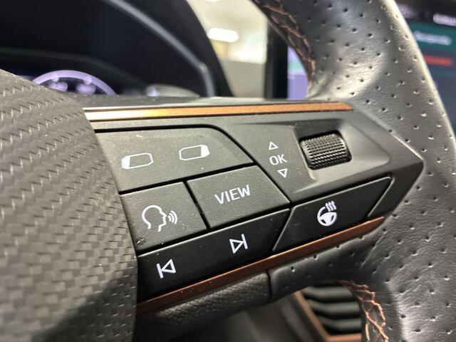 Cupra Formentor 1.4 245pk DSG e-Hybrid VZ Performance · Panoramadak · 360 Camera · Wegklapbare Trekhaak · Dodehoek Detectie · Keyless · 19'' Inch ·