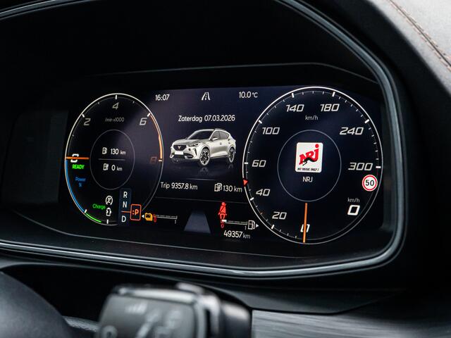 Cupra Formentor 1.4 e-Hybrid VZ Performance PANO SCHAALSTOELEN CAMERA 19 INCH BLACK OPTIC