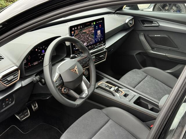 Cupra Formentor 1.5 TSI e-Hybrid VZ Performance 272 pk | Sennheister | elk. stoelen | Camera | dodehoek