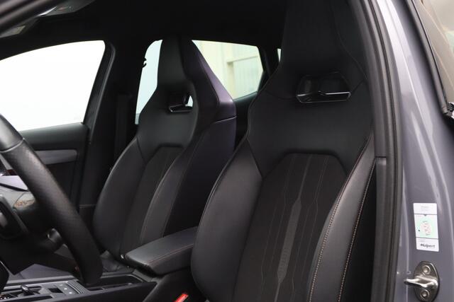 Cupra Formentor 1.4 e-Hybrid VZ 245 PK Copper Edition PHEV, Stuur-Startknop, Winterpakket, Carplay.