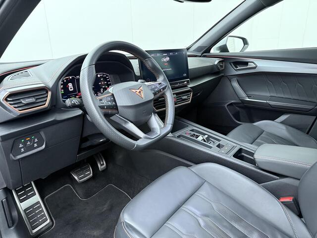 Cupra Formentor 1.4 e-Hybrid VZ Copper Edition | 245 PK | SoH 97% | Trekhaak | Panoramadak | Lederen bekleding | Matrix LED koplampen | Area view 360 graden |