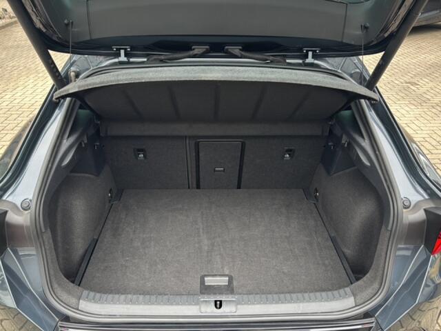 Cupra Formentor 1.5 eTSI CAMERA/ELEK-KLEP/MEM/ACC/SENNHEISER/STOEL+STUURVERW/NAVI/CARPLAY