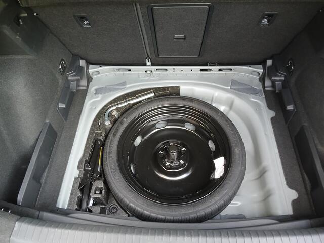 Cupra Formentor 1.5 TSI DSG-7 Business Edition Plus + 19 Inch + Camera etc.