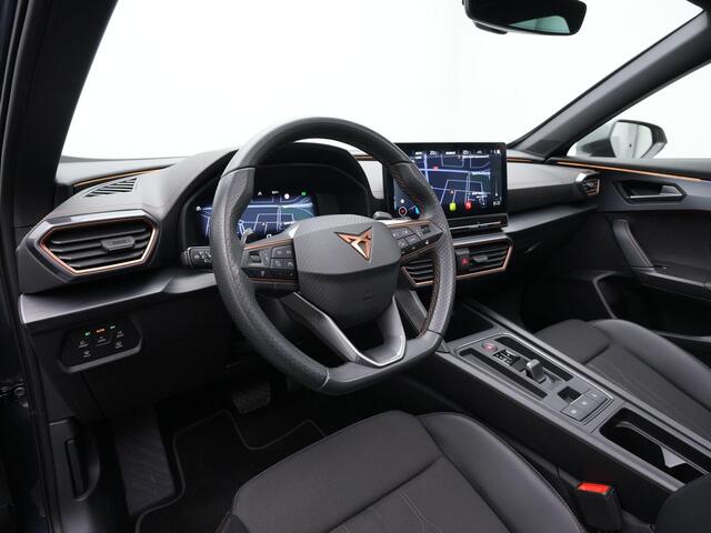 Cupra Formentor 1.4 e-Hybrid 204 pk | Panoramadak | Matrix LED | Achteruitrijcamera | Navigatie | Adaptive Cruise