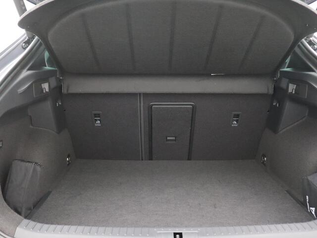 Cupra Formentor 1.5 TSI e-Hybrid VZ Performance 272PK DSG Pano-Schuifdak, Trekhaak, 19" LM Velgen, Sennheiser Audio, 360gr. Camera, Memorystoel, Matrix LED-Verlichting, Stoel-Stuurverwarming