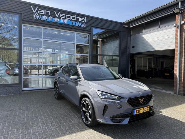 Cupra Formentor 1.4 TSI e-Hybrid Ess Adaptive Cruise , Carplay , Led , Graphene Grey