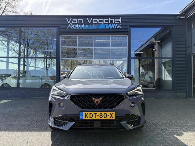 Cupra Formentor 1.4 TSI e-Hybrid Ess Adaptive Cruise , Carplay , Led , Graphene Grey