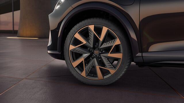 Cupra Formentor 1.5 TSI e-Hybrid 272 6DSG VZ Performance | Achteruitrijcamera | Digitaal instrumentenpaneel (Virtual Cockpit) | Draadloze Apple CarPlay(TM), Android Auto(TM)