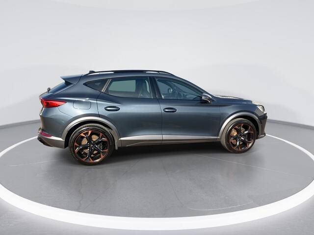 Cupra Formentor 1.4e-Hybrid 180kW/245PK VZ DSG · Panoramadak · Leder · Camera + Parkeersensoren · Apple/Android Car Play ·