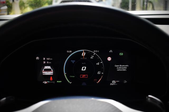 Cupra Formentor 1.4 e-Hybrid VZ 245PK PHEV LED|19INCH|CAM|CARPLAY|