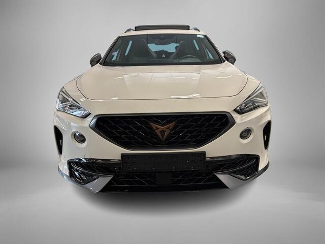 Cupra Formentor 1.4 TSI e-Hybrid 204pk DSG Essential · Panoramadak · Camera · Elek. Bestuurdersstoel + Geheugen · Stuur- & Stoelverwarming · Dodehoeksensor · Keyless ·