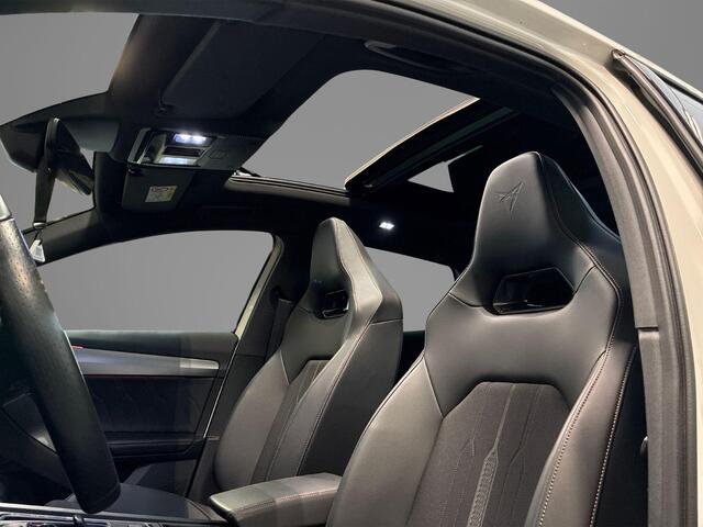 Cupra Formentor 1.4 TSI e-Hybrid 204pk DSG Essential · Panoramadak · Camera · Elek. Bestuurdersstoel + Geheugen · Stuur- & Stoelverwarming · Dodehoeksensor · Keyless ·
