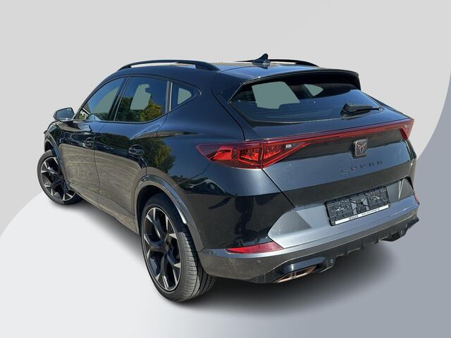 Cupra Formentor 1.4 e-Hybrid VZ Performance | Wegklapbare trekhaak | Elek. klep | Stuur & Stoelverwarming | Camera | Adaptive cruise control | Memory seats