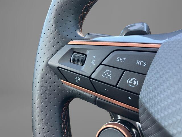 Cupra Formentor 1.5TSIe-Hybrid FL Business 150kW/204PK DSG · 360°Camera + Parkeersensoren · Navigatie · Apple/Android Car Play · Garantie t/m 18-07-2027