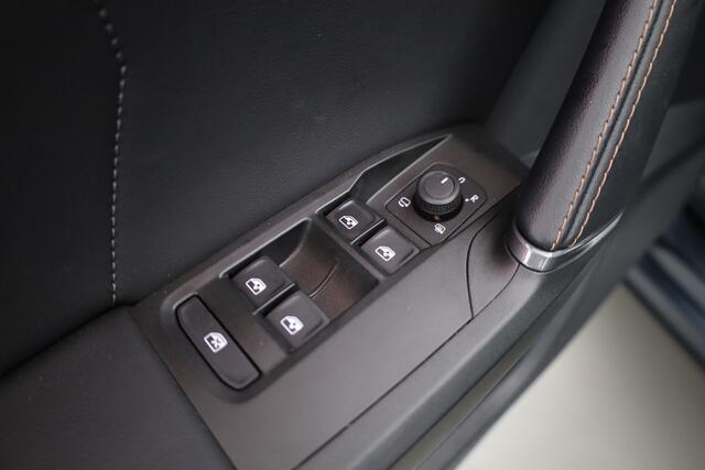 Cupra Formentor 1.4 e-Hybrid Business | Dig. Cockpit | Adapt. Cruise | Camera | Keyless | Stoel-Stuurverw. | 18'' | SOH 96% | x