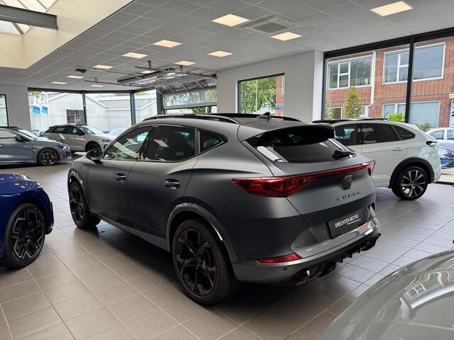 Cupra Formentor 1.4 e-Hybrid VZ Black Edition / Pano / Camera /
