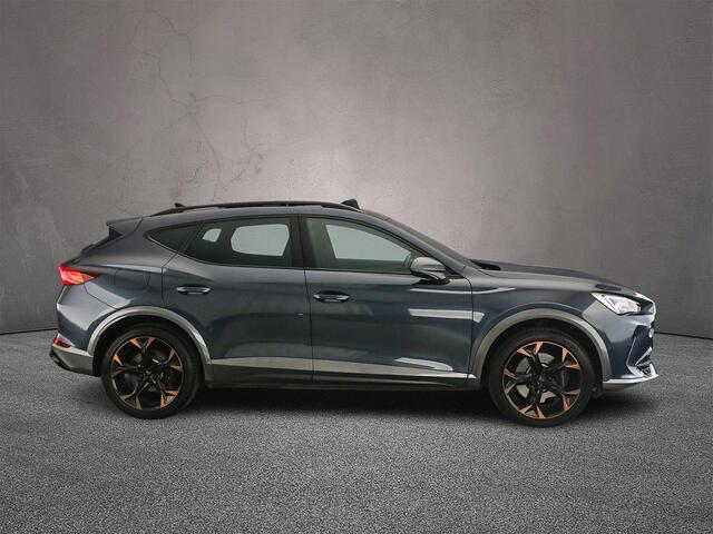 Cupra Formentor VZ Performance 1.4 TSI eHybrid 245pk DSG Automaat Panoramadak, Trekhaak, 360 camera, Lederen bekleding, Elektrische achterklep, Adaptive cruise control