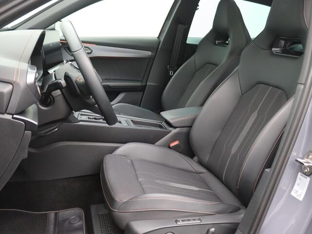 Cupra Formentor 1.4 e-Hybrid VZ Performance 245PK DSG Elektr. stoelverstelling, Supersportstuur, 360gr. Camera, Memorystoel, Keyless, Side Assist, Panoramadak, Matrix LED verlichting