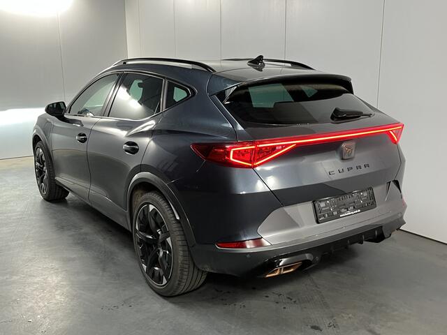 Cupra Formentor 1.4 e-Hybrid VZ Black Edition / AUTOMAAT/ 245 PK/ TREKHAAK/ LEER/ DCC/ ACC/ FULL LINK/ PARK.SENSOR.V+A/ 360 CAMERA/ STUUR+STOELVERWARM./ MEMORY SEAT/ ELEK.ACHTERKLEP/ DODEHOEK/ KEYLESS/ NAVI/ DAB/ CLIMA/ LED/ 19'' LMV