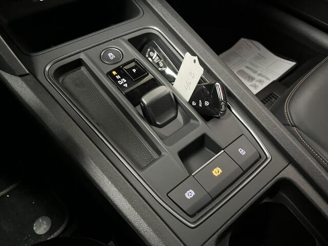 Cupra Formentor 1.4 e-Hybrid VZ Black Edition / AUTOMAAT/ 245 PK/ TREKHAAK/ LEER/ DCC/ ACC/ FULL LINK/ PARK.SENSOR.V+A/ 360 CAMERA/ STUUR+STOELVERWARM./ MEMORY SEAT/ ELEK.ACHTERKLEP/ DODEHOEK/ KEYLESS/ NAVI/ DAB/ CLIMA/ LED/ 19'' LMV