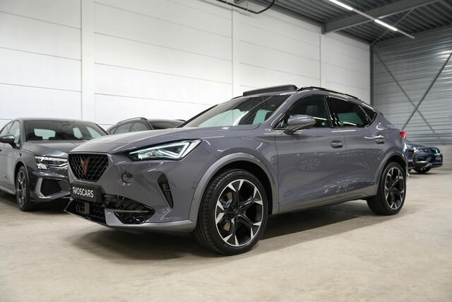 Cupra Formentor 1.5 TSI * Pano - Sfeer - Blind Spot - Camera - Keyless - 19" - App *