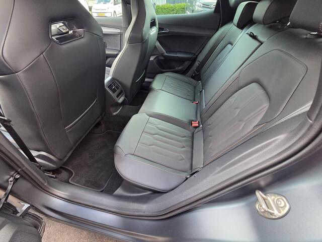 Cupra Formentor 1.4 e-Hybrid VZ Copper Edition MAT, 46DKM,245PK, WINTERPAKKET