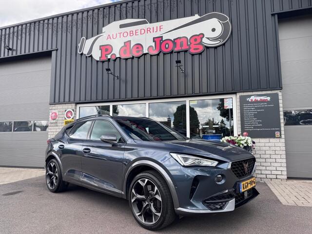 Cupra Formentor 1.4 e-Hybrid VZ 245PK Copper edition VZ stuurwiel Trekhaak Camera Blindspot Carplay etc!