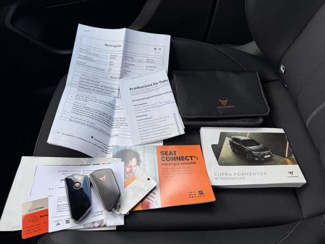 Cupra Formentor 1.4 e-Hybrid VZ 245PK Copper edition VZ stuurwiel Trekhaak Camera Blindspot Carplay etc!