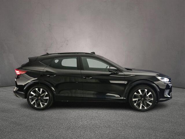Cupra Formentor Business 1.5 TSI eHybrid 204pk DSG Automaat Trekhaak, Panoramadak, Adaptive cruise control, LED matrix koplampen, Stoelverwarming, Parkeersensoren
