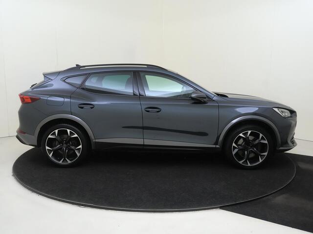 Cupra Formentor 1.4 e-Hybrid Performance | SoH 98% | Trekhaak | 360 camera | Parkeerassistent | Keyless | Parkeerassistent | Navigatie | Dodehoek detectie |