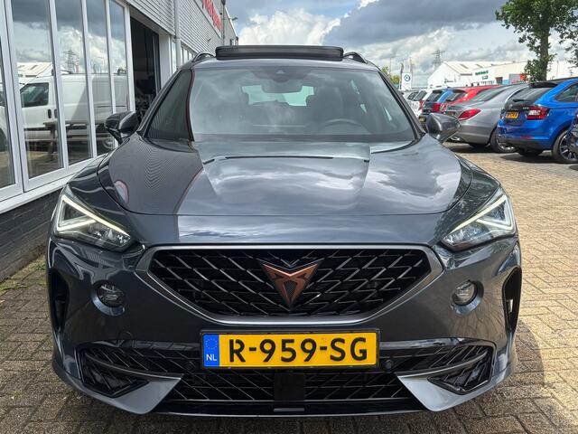 Cupra Formentor 1.5 TSI Business Edition | Pano | Trekhaak | Apple Carplay | Sfeerverlichting | Stoel & Stuurverwarming