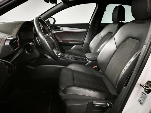 Cupra Formentor 1.4 TSI e-Hybrid Essential | Navigatie | Climate Control | Cruise Control | Lichtmetalen velgen 18" | Apple Carplay/Android Auto | Parkeersensoren voor, achter en achteruitrijcamera