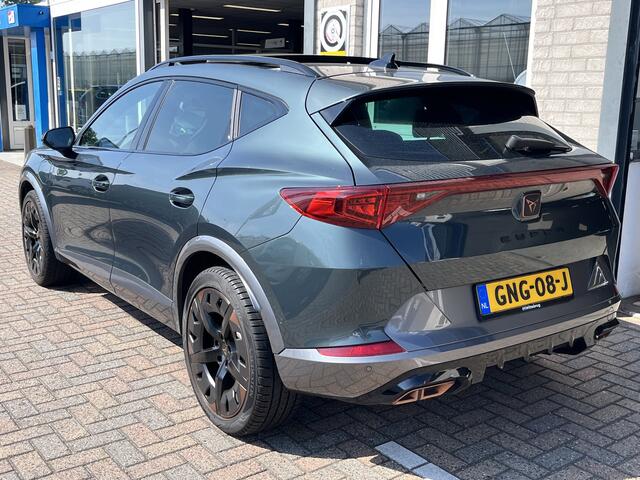 Cupra Formentor 1.4 e-Hybrid VZ Performance / AUTOMAAT/ PANO/ BUCKET SEATS/ / LEER/ STUUR+STOELVERWARM./ PARK.SENSOR. + CAMERA/ FULL LINK/ DODEHOEK/ KEYLESS/ ACC/ ELEK.ACHTERKLEP/ NAVI/ DAB/ CLIMA/ LED/ 19'' LMV