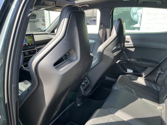 Cupra Formentor 1.4 e-Hybrid VZ Performance / AUTOMAAT/ PANO/ BUCKET SEATS/ / LEER/ STUUR+STOELVERWARM./ PARK.SENSOR. + CAMERA/ FULL LINK/ DODEHOEK/ KEYLESS/ ACC/ ELEK.ACHTERKLEP/ NAVI/ DAB/ CLIMA/ LED/ 19'' LMV