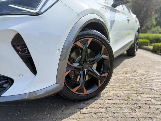 Cupra Formentor 1.4 e-Hybrid VZ Performance | Copper | | Pano | 360 | Memory | BTW |