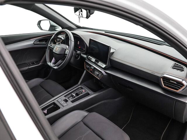 Cupra Formentor 1.4 TSI e-Hybrid 204pk DSG Essential · Adaptive Cruise Control · Stuurwielverwarming · Sfeerverlichting · Elek. Inklapbare Spiegels · 18"Velgen ·