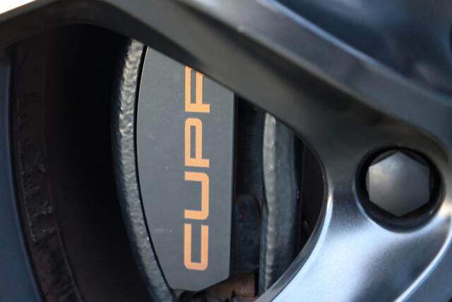 Cupra Formentor 1.4 e-Hybrid VZ Performance | DEALER ONDH | CAMERA | ELEK TREKHAAK | ACC | KEYLESS | SPORTSTOELEN |