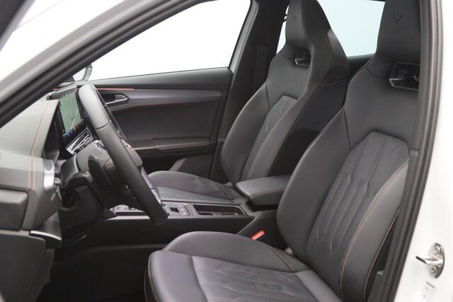 Cupra Formentor 1.4 e-Hybrid 245 PK VZ Performance PHEV, Panoramadak, Trekhaak, Leder